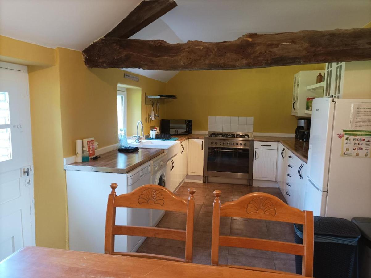 La Petellerie, Maison De Campagne Avec Piscine Pour Un Sejour Detente Moyon Buitenkant foto