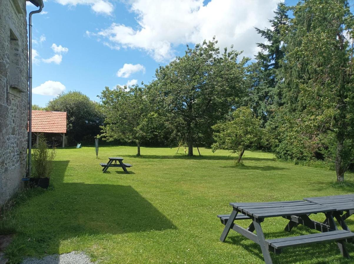 La Petellerie, Maison De Campagne Avec Piscine Pour Un Sejour Detente Moyon Buitenkant foto