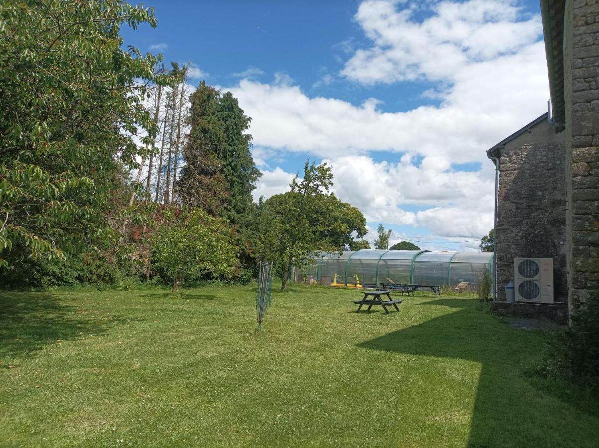 La Petellerie, Maison De Campagne Avec Piscine Pour Un Sejour Detente Moyon Buitenkant foto
