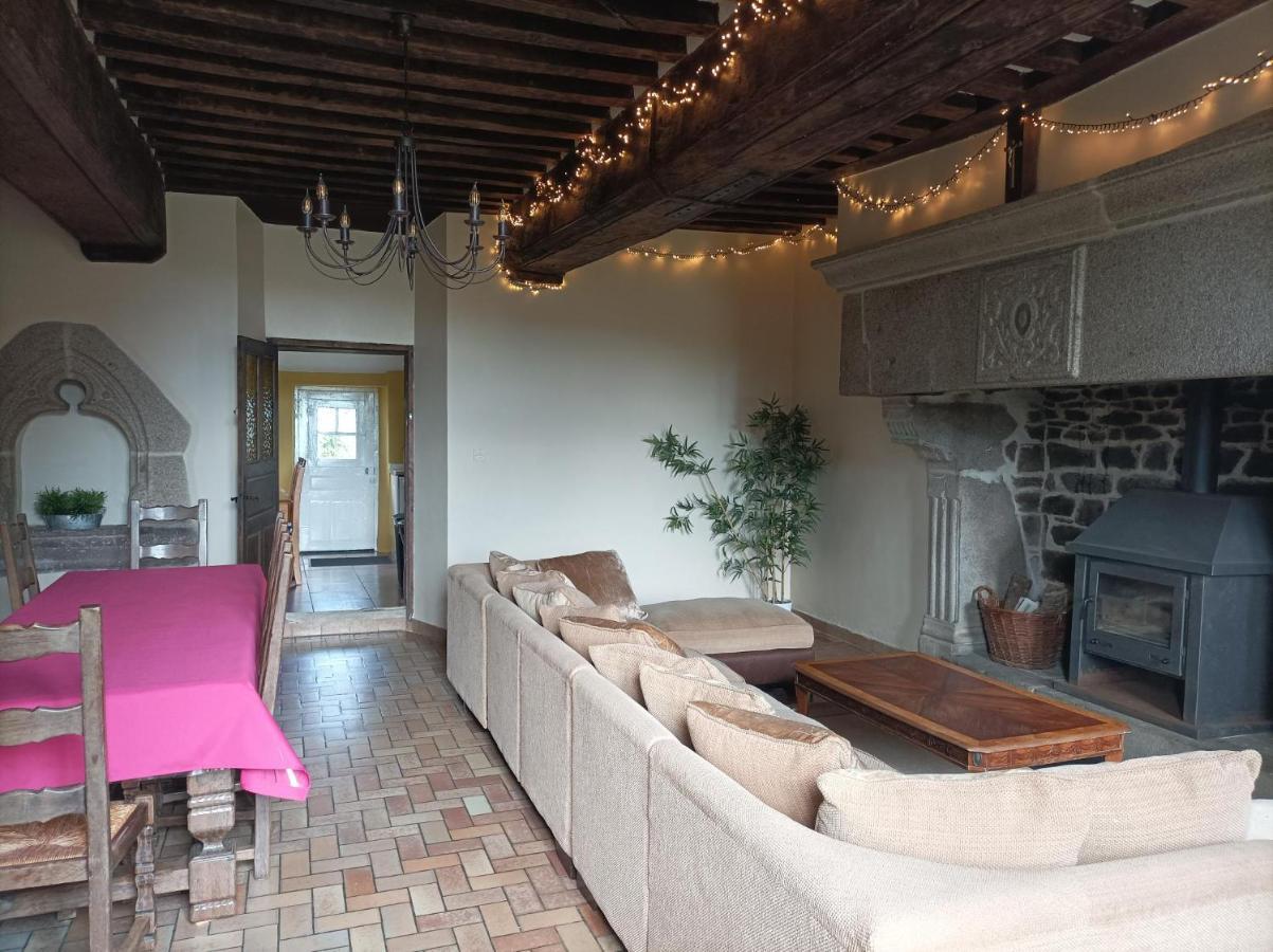 La Petellerie, Maison De Campagne Avec Piscine Pour Un Sejour Detente Moyon Buitenkant foto
